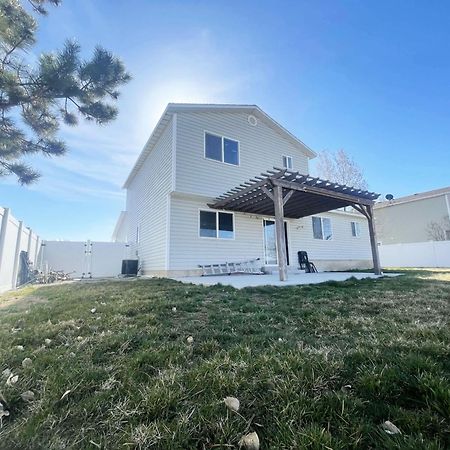 Private Room With Shared Spaces In Fully Equipped Lehi Home Extérieur photo